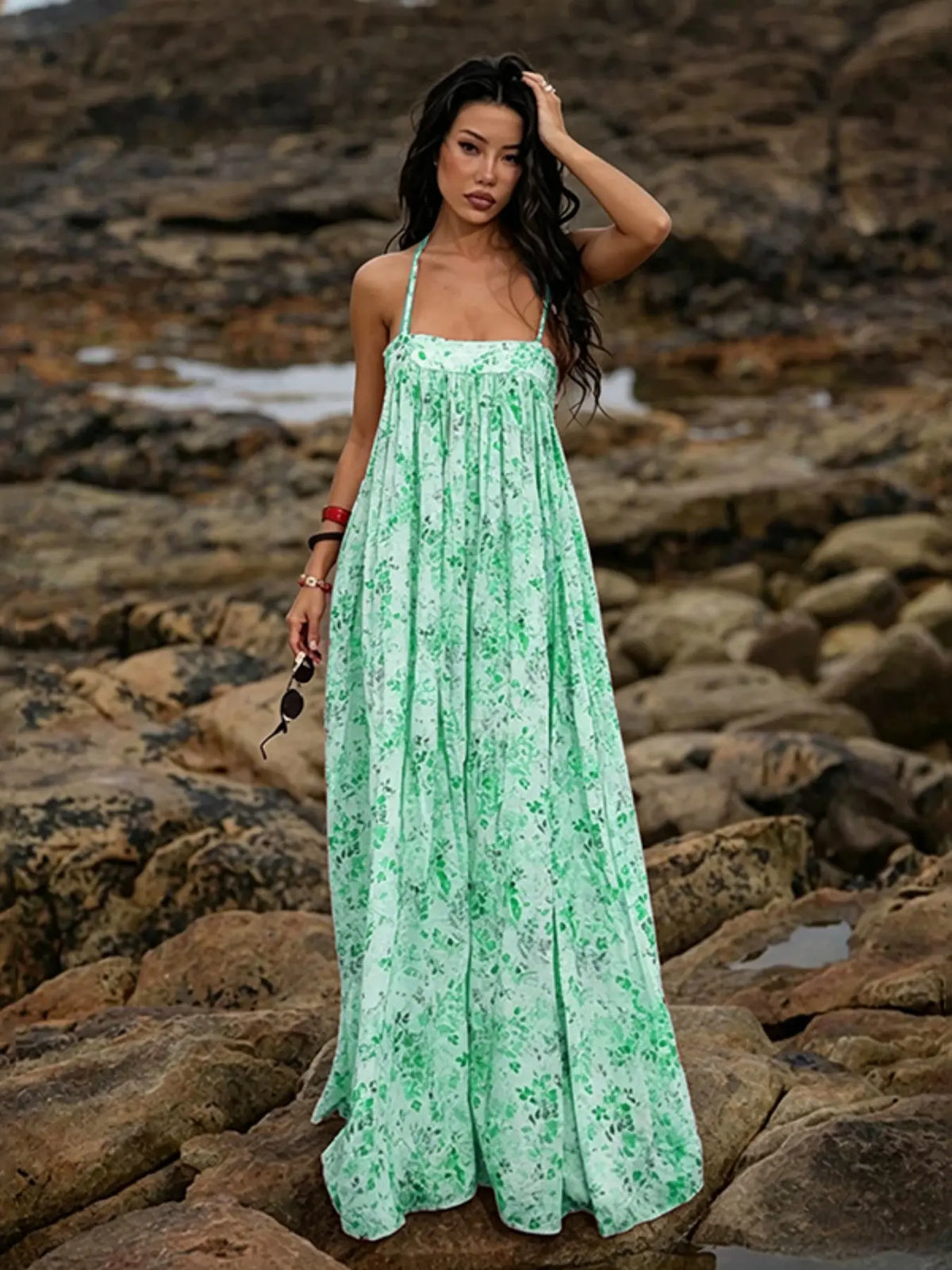 Women's Four-Season Loose-Fit Long Dress, Ditsy Floral Print Style, Ideal for Daily Wear and Vacation, Comfortable and Stylish, Floral Print Dresses
