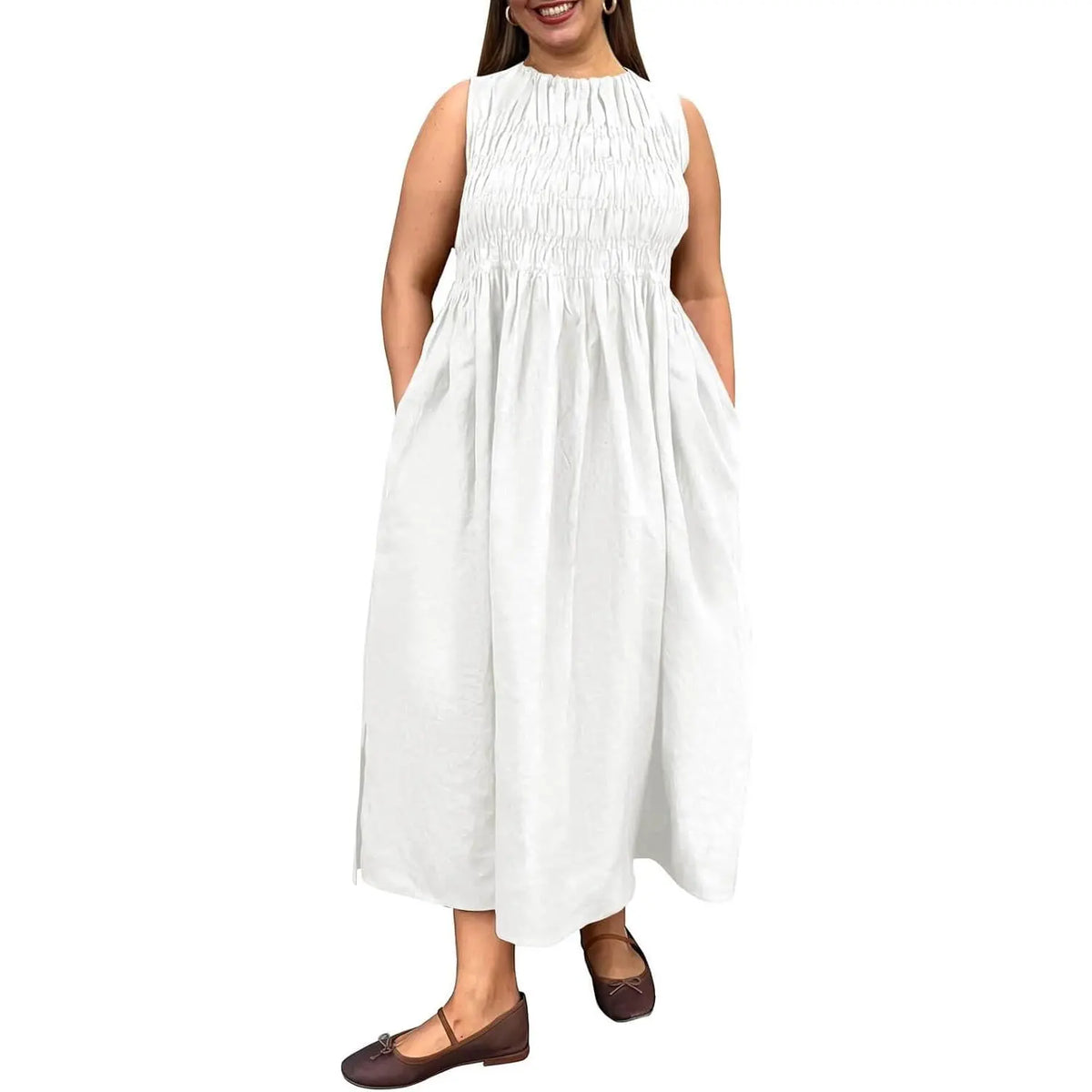 【Plus Size】TANKANEO Women's Plus Size Breathable Sleeveless Crewneck Ruched Maxi Dress with Pockets, Lightweight Casual Dresses for Day Wear & Beach, Matches Flat Shoes & Cardigan