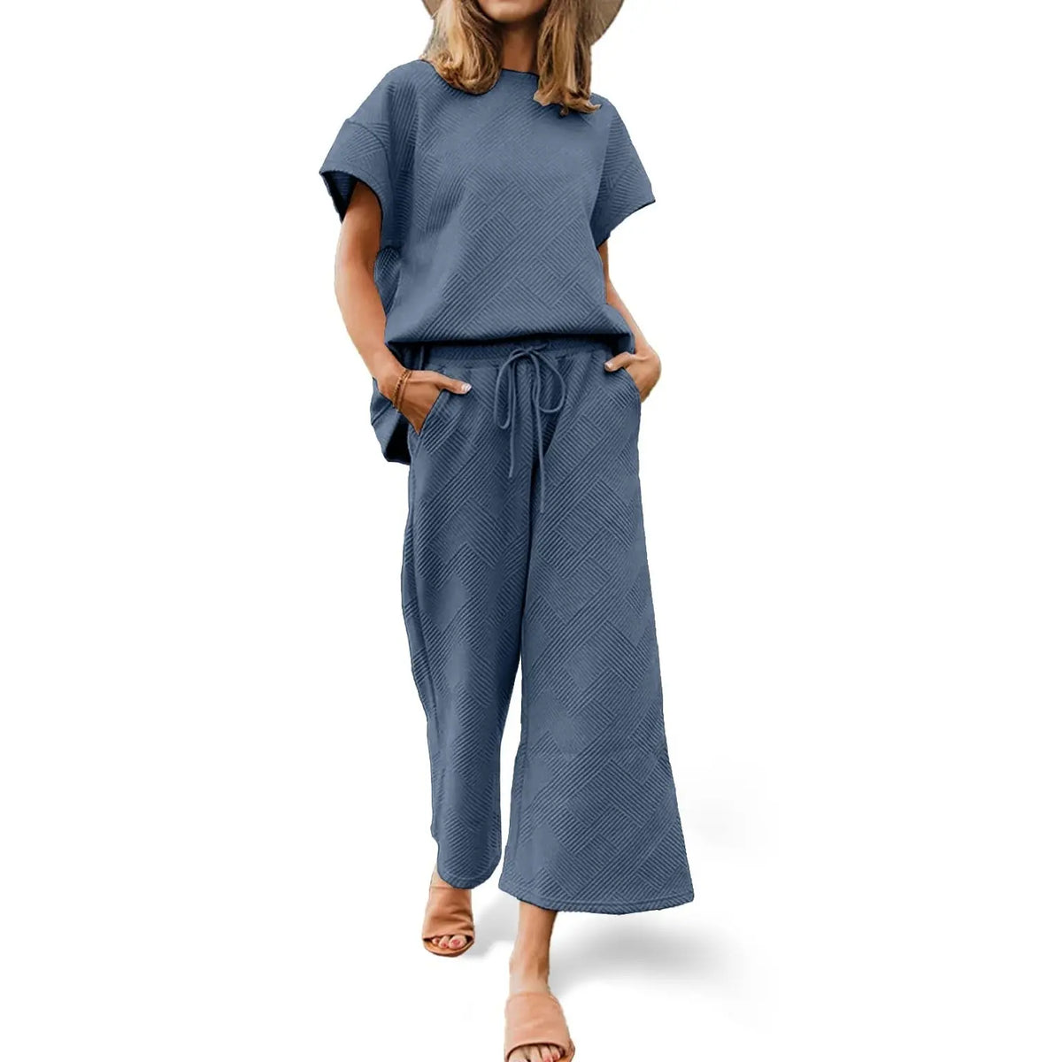 FISOEW Women's 2-Piece Basic Matching Set - Soft Cozy Textured Casual Loungewear Nightwear, Short Sleeve Top & Drawstring Cropped Wide Leg Pants (Women's Clothes)
