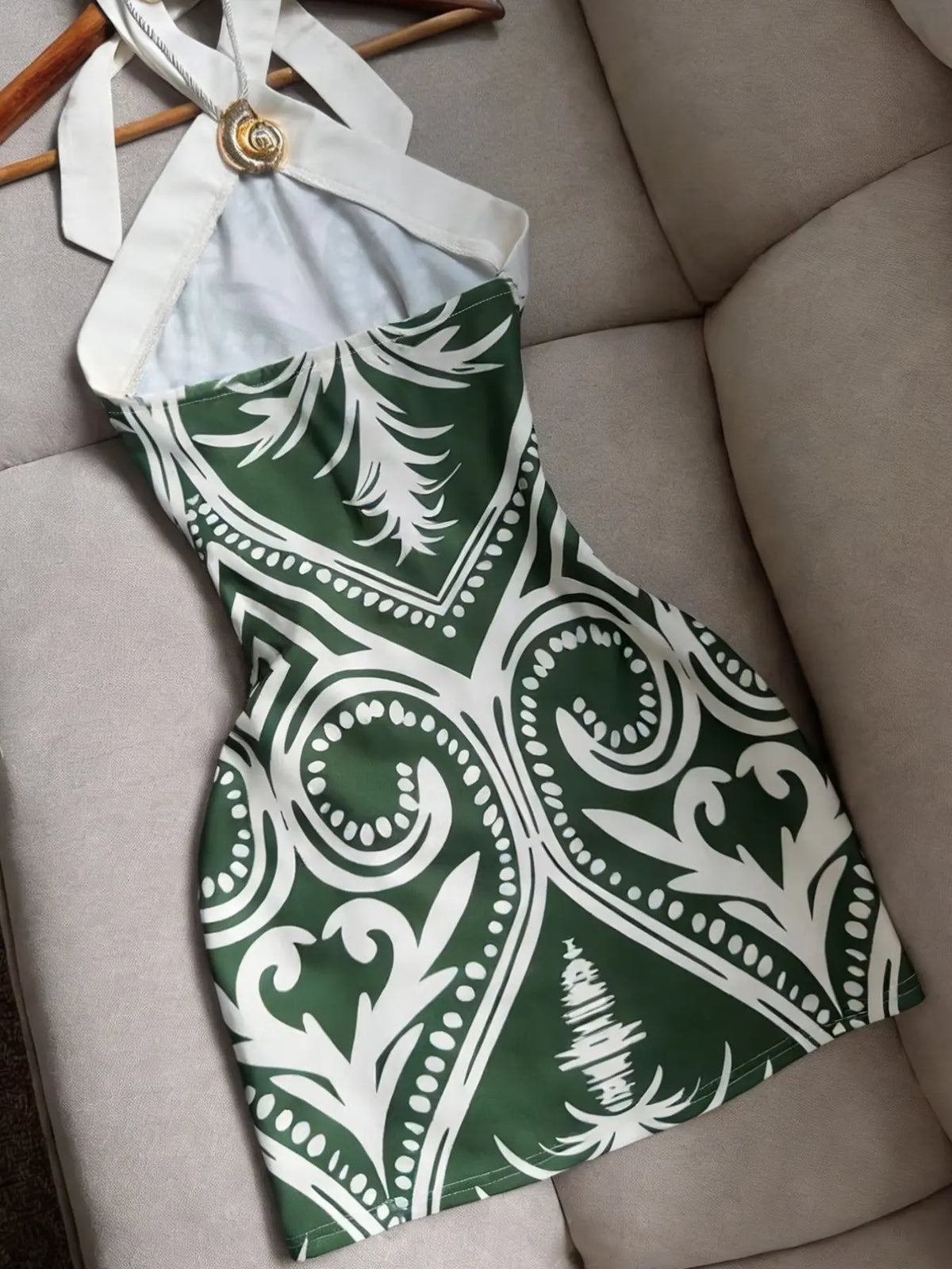 Green & White Geometric Print Halter Mini Dress, Golden Buckle Bodycon Dress for Women, Old Money Coastal Aesthetic, Casual Elegant Silky Satin Fabric Summer Dress for Vacation & Brunch, Night Out Clothes