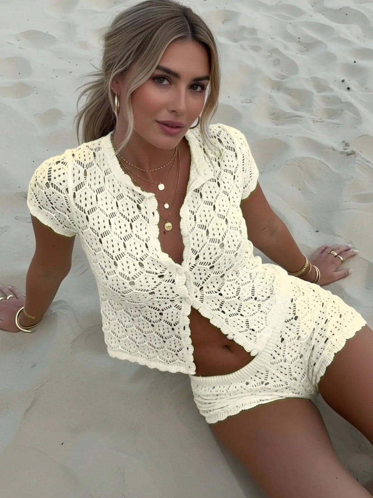 Women's Casual Summer Two-Piece Set, Breathable Knitted Sweater Top and Shorts Beachwear, Holiday Clothing, Ladies' Fashion Outfit Ensemble Slim, Basic, Matching