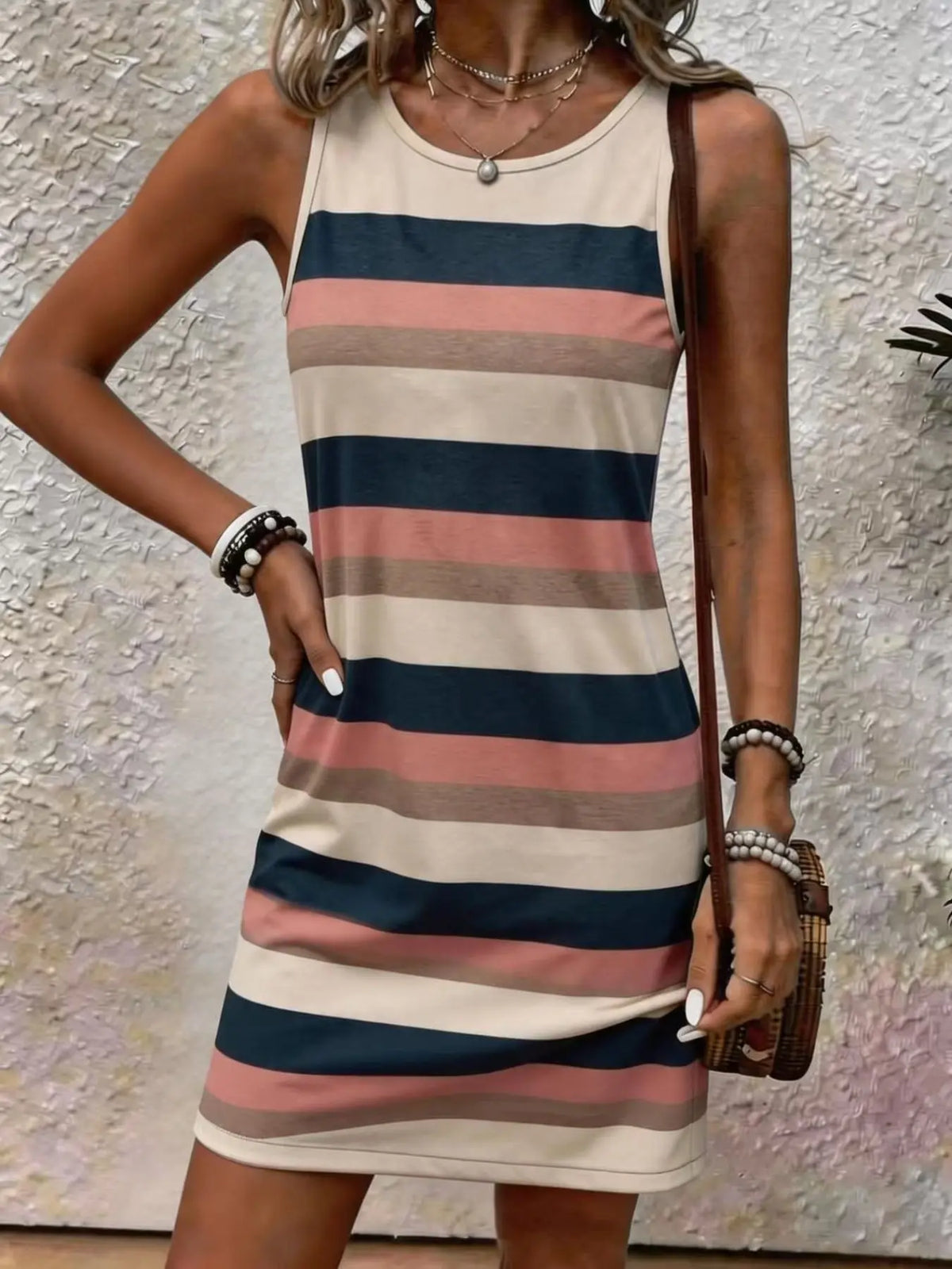 Women's New Stylish Striped Print Round Neck Sleeveless Knitted Dress, Casual Summer Dresses, Summer for Beach & Vacation, Casual Wear, Breathable Comfortable Fabric, Beach Travel Dress