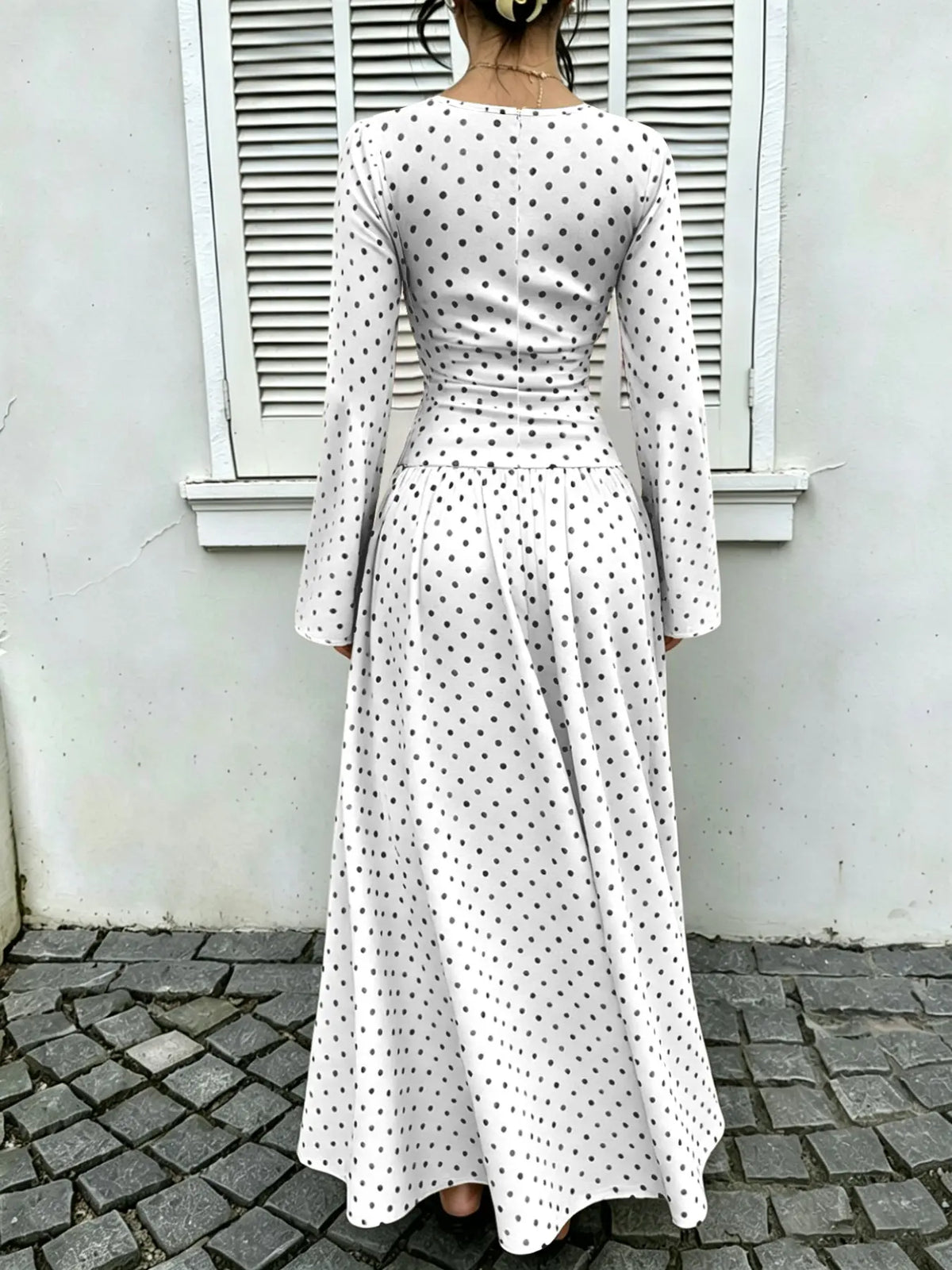 Women's Polka-Dot Fitted Long-Sleeve Maxi Dress with Flared Sleeves and Ruched Waist, Casual Dress for Daily Wear, Dates and Commuting, Brunch Dresses, Everyday