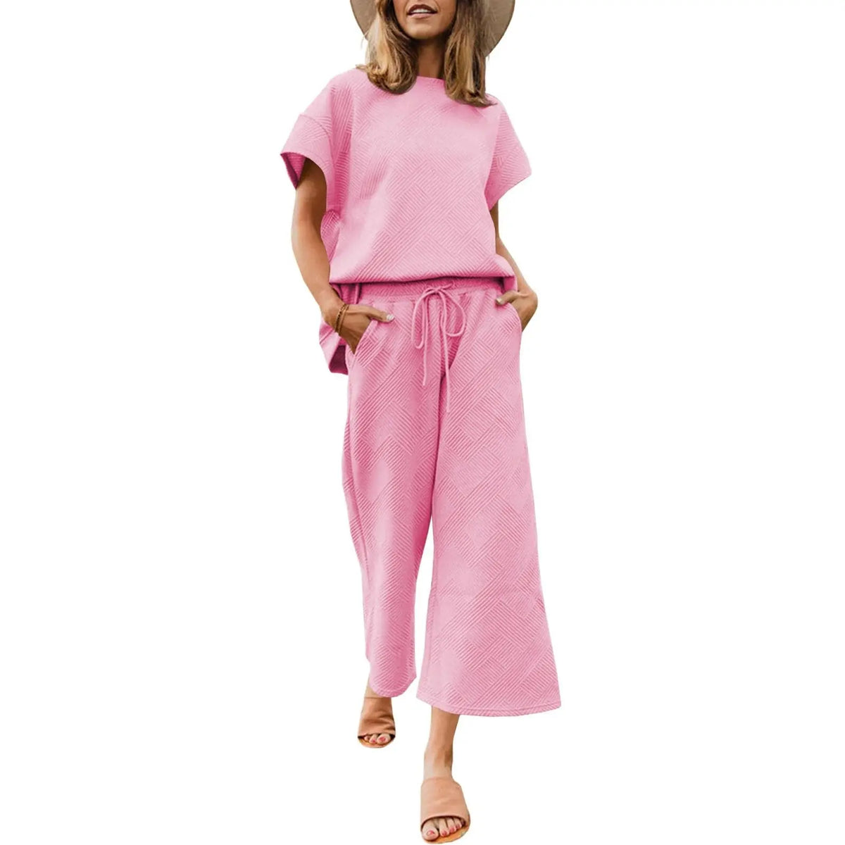FISOEW Women's 2-Piece Basic Matching Set - Soft Cozy Textured Casual Loungewear Nightwear, Short Sleeve Top & Drawstring Cropped Wide Leg Pants (Women's Clothes)