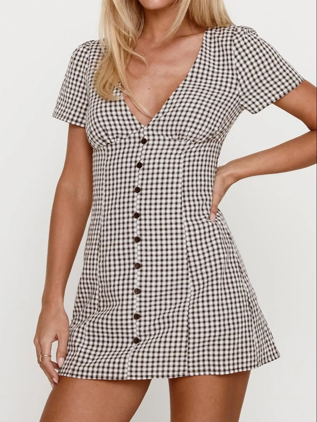 Women's Gingham Print Plaid Button Decor V Neck Dress, Casual Fashion Short Sleeve Dress for Daily Outdoor Wear, Ladies Clothes for Summer, Mini Dress, Summer Dresses