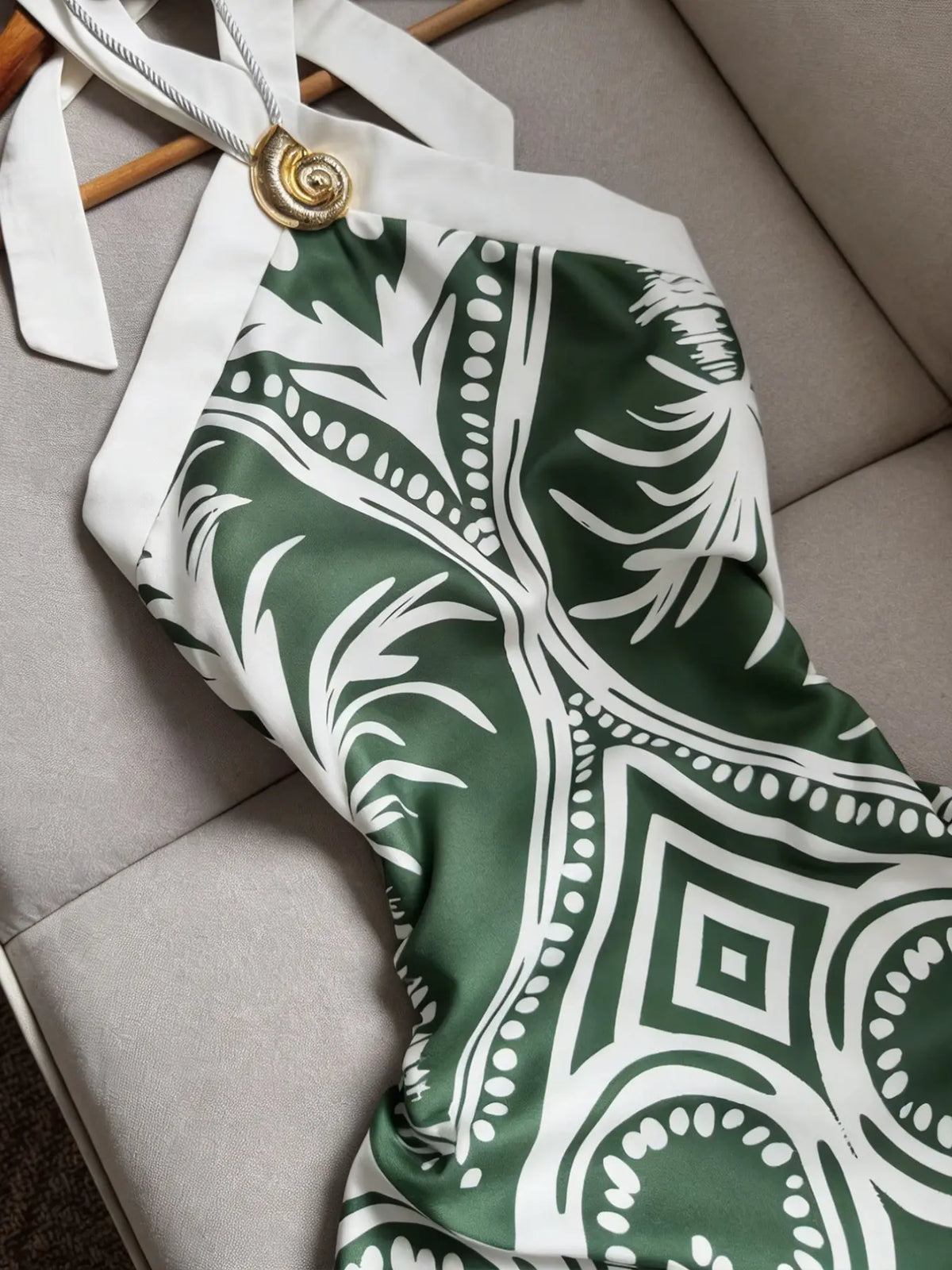 Green & White Geometric Print Halter Mini Dress, Golden Buckle Bodycon Dress for Women, Old Money Coastal Aesthetic, Casual Elegant Silky Satin Fabric Summer Dress for Vacation & Brunch, Night Out Clothes
