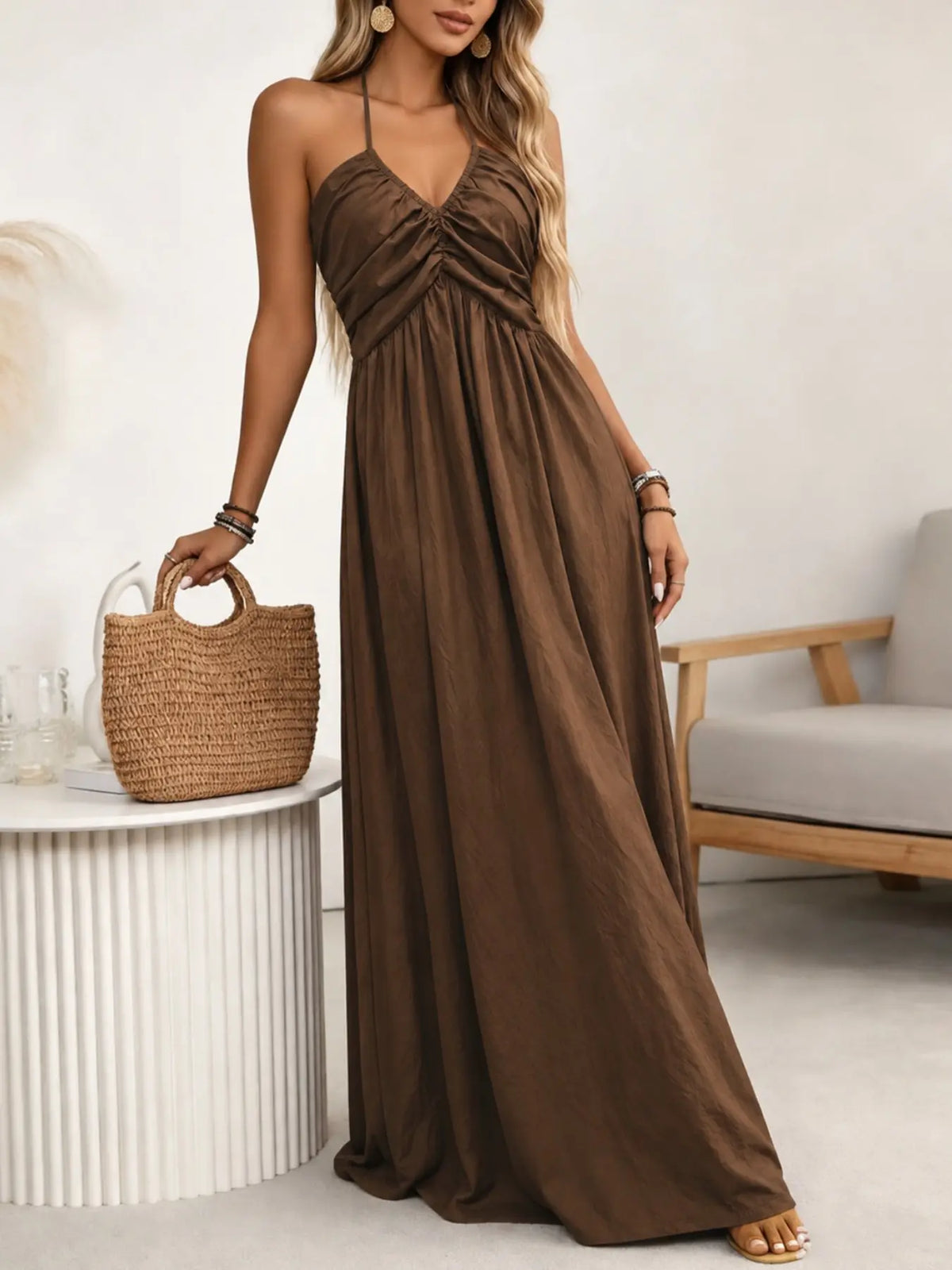 Women's A-Line Dress, Casual Long Dress, Sleeveless Halter Backless, Elegant Chic Tie Details, Elastic Waist, Boho Style, Bohemian, Casual, Summer Fashion, Perfect for Daily Wear