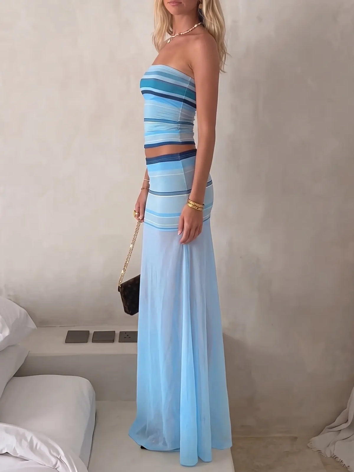 Women's Two-Piece Set, Fashion Striped Strapless Crop Top and High Waist Skirt, Sleeveless Slim-Fit Casual Matching Set Summer for Summer Daily Wear