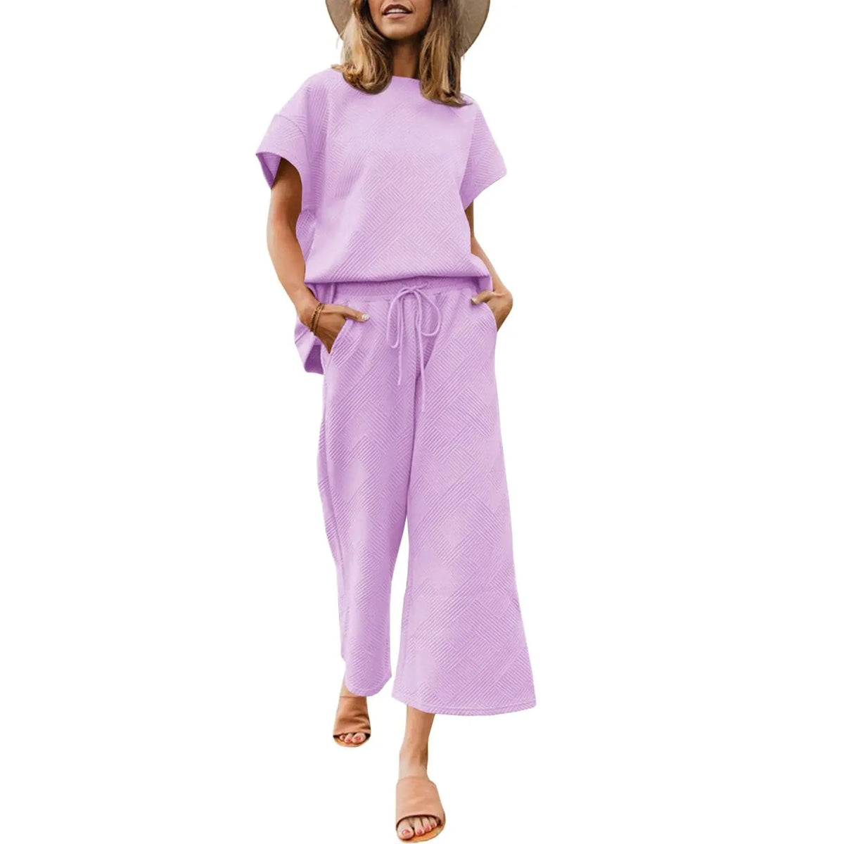 FISOEW Women's 2-Piece Basic Matching Set - Soft Cozy Textured Casual Loungewear Nightwear, Short Sleeve Top & Drawstring Cropped Wide Leg Pants (Women's Clothes)