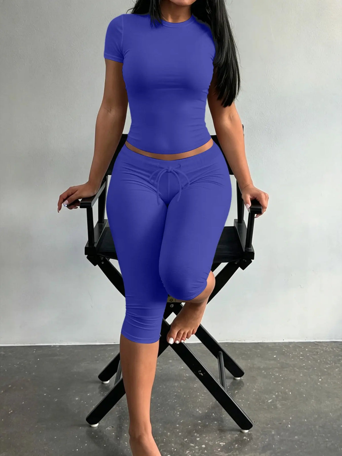 LW Home Women's Minimalist Solid Color Round Neck Short Sleeve T-Shirt and Adjustable Drawstring Cropped Pants Set, Summer Home Wear, Everyday