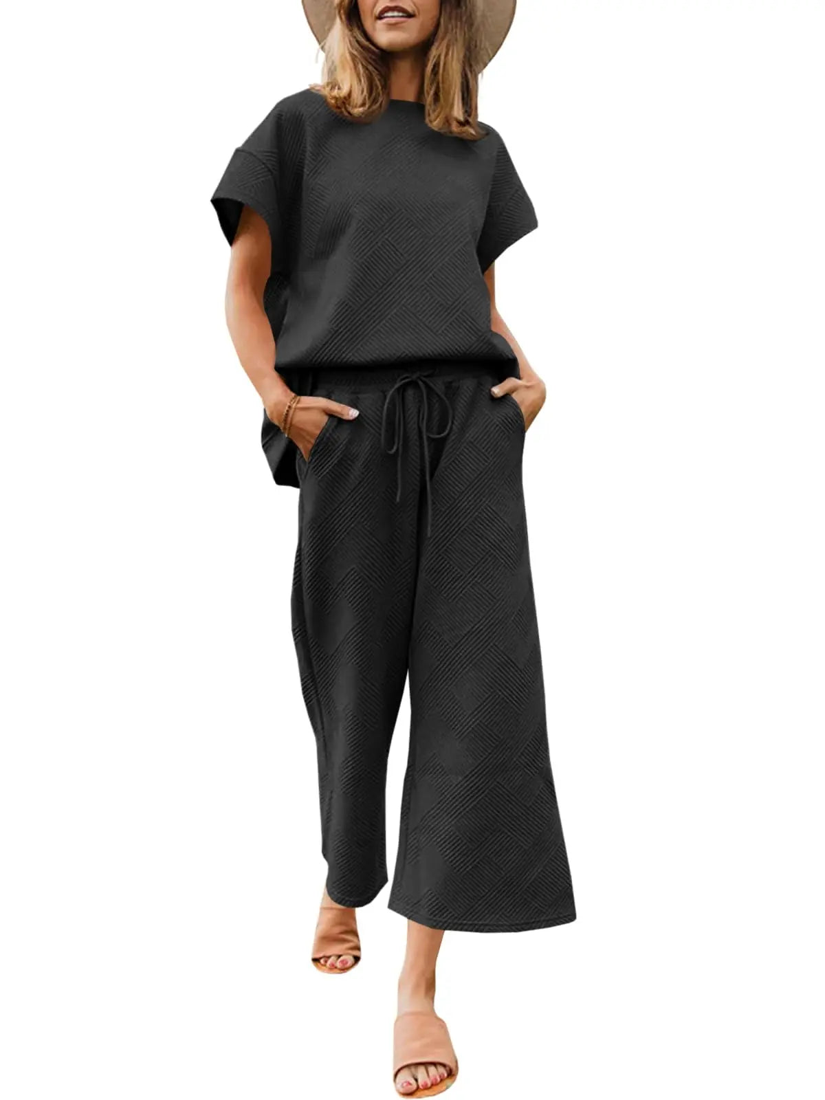 FISOEW Women's 2-Piece Basic Matching Set - Soft Cozy Textured Casual Loungewear Nightwear, Short Sleeve Top & Drawstring Cropped Wide Leg Pants (Women's Clothes)