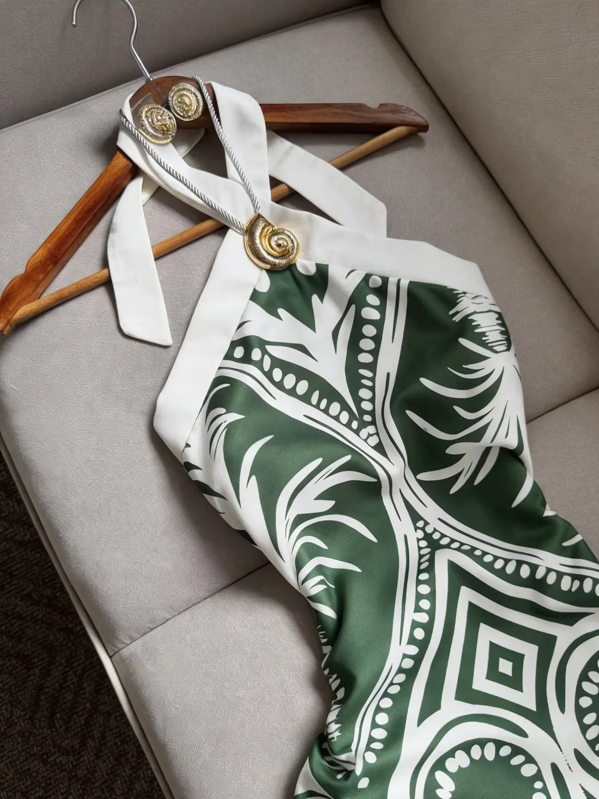 Green & White Geometric Print Halter Mini Dress, Golden Buckle Bodycon Dress for Women, Old Money Coastal Aesthetic, Casual Elegant Silky Satin Fabric Summer Dress for Vacation & Brunch, Night Out Clothes