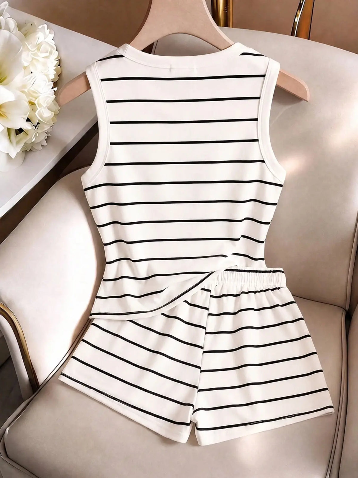 2pcs/Set Women's Striped Round Neck Tank Top And Shorts Casual 2 Pieces Set, Lightweight, Comfortable and Versatile, Perfect for Daily Wear and Relaxing Days